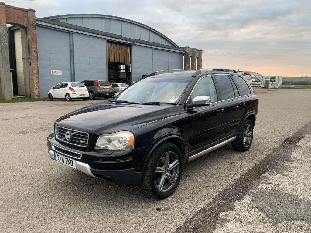 View VOLVO XC90 2.4 D5 R-Design