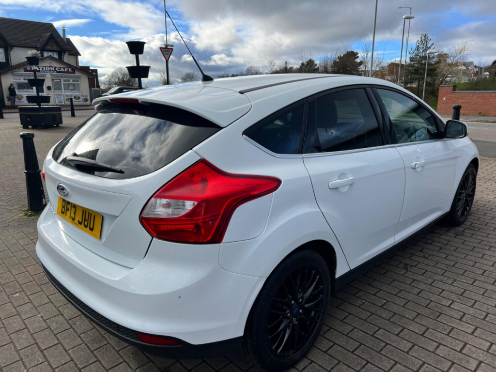 View FORD FOCUS 1.6 Zetec 