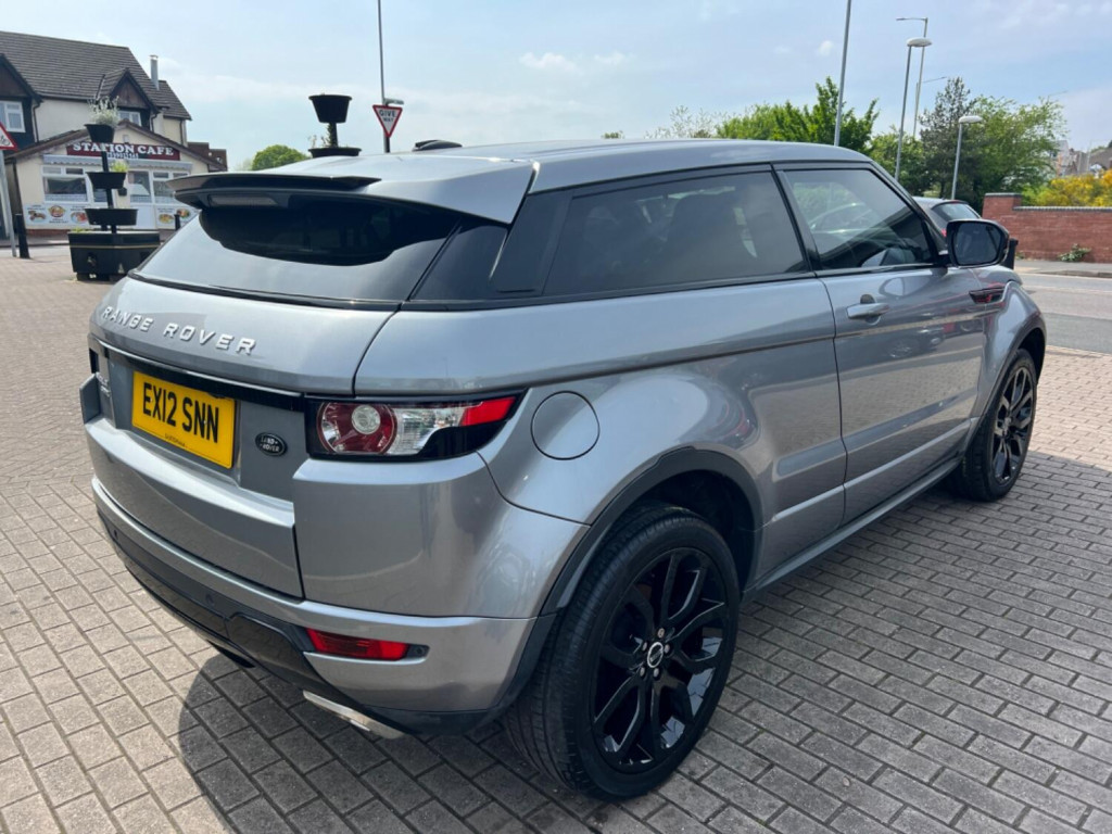 View LAND ROVER RANGE ROVER EVOQUE 2.2 SD4 Dynamic