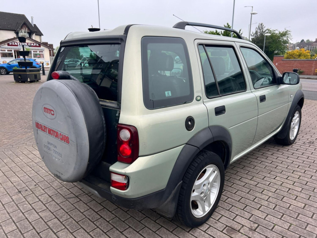 LAND ROVER FREELANDER
