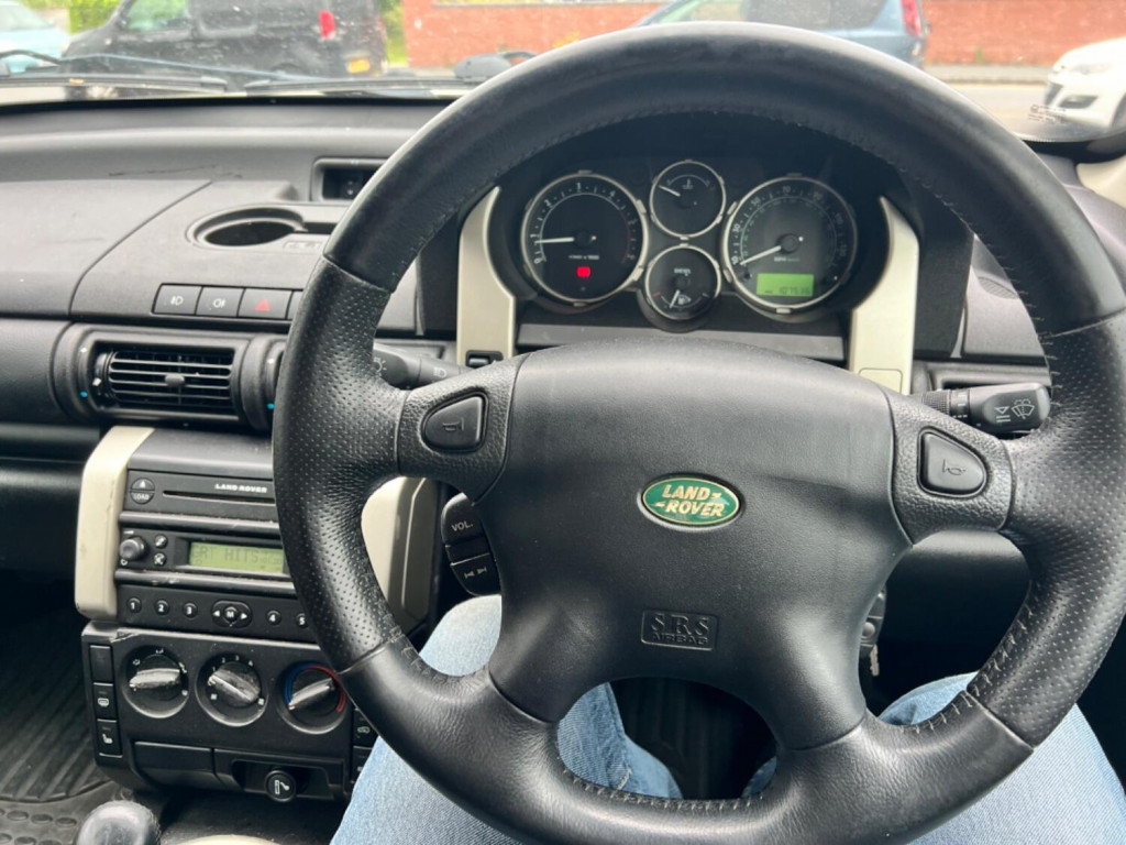LAND ROVER FREELANDER