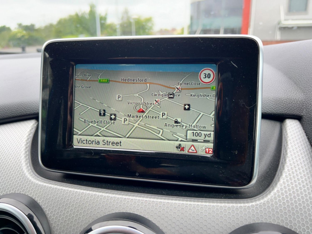 MERCEDES-BENZ B CLASS