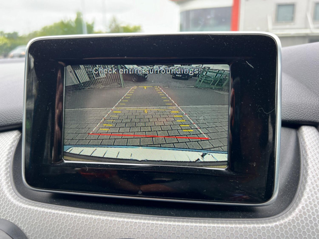 MERCEDES-BENZ B CLASS