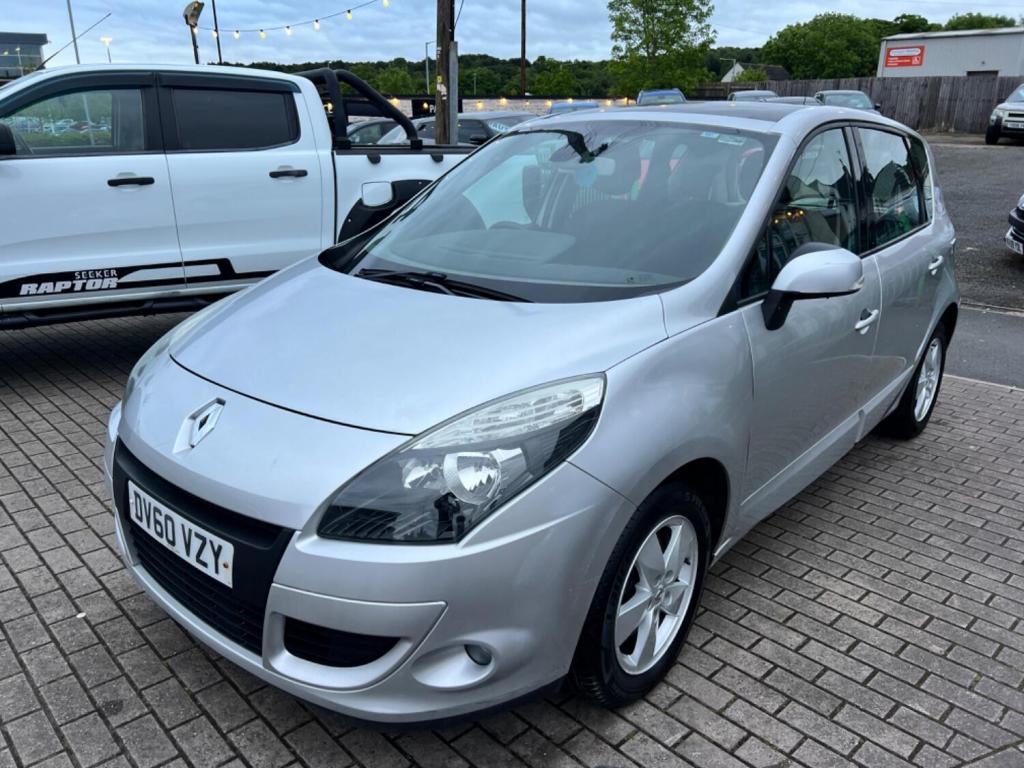 View RENAULT SCENIC 1.5 dCi Dynamique TomTom