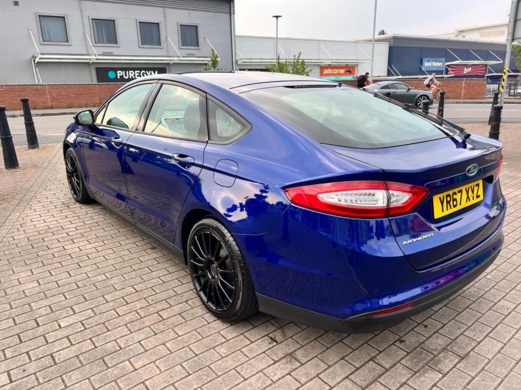 FORD MONDEO