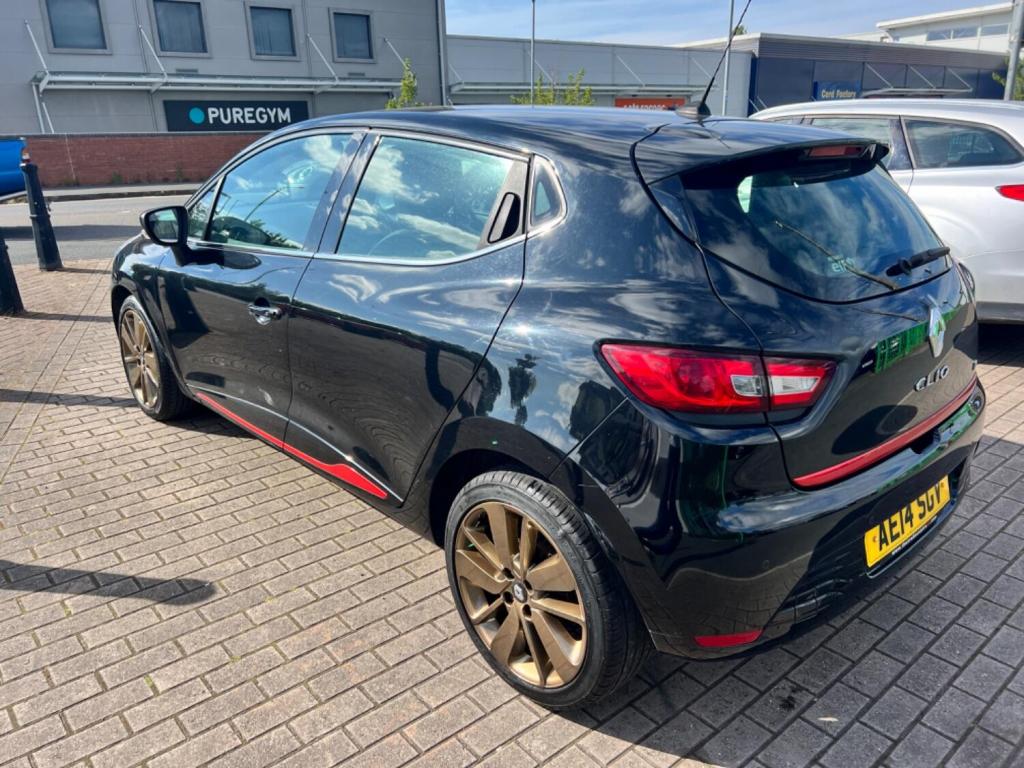 View RENAULT CLIO 0.9 Dynamique S MediaNav TCe 90 Stop & Start