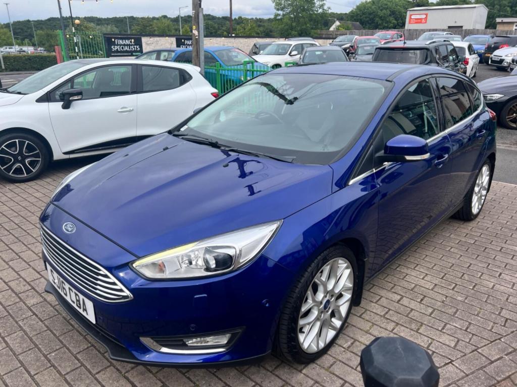 View FORD FOCUS 1.0 T EcoBoost Titanium X