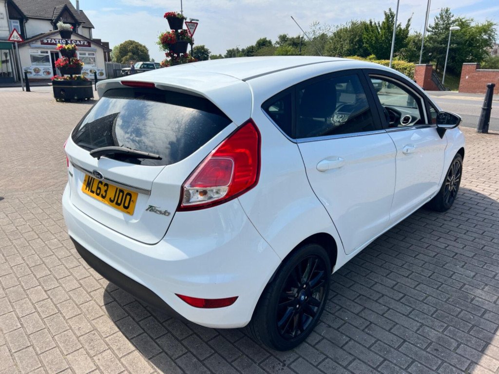 View FORD FIESTA 1.0 T EcoBoost Zetec