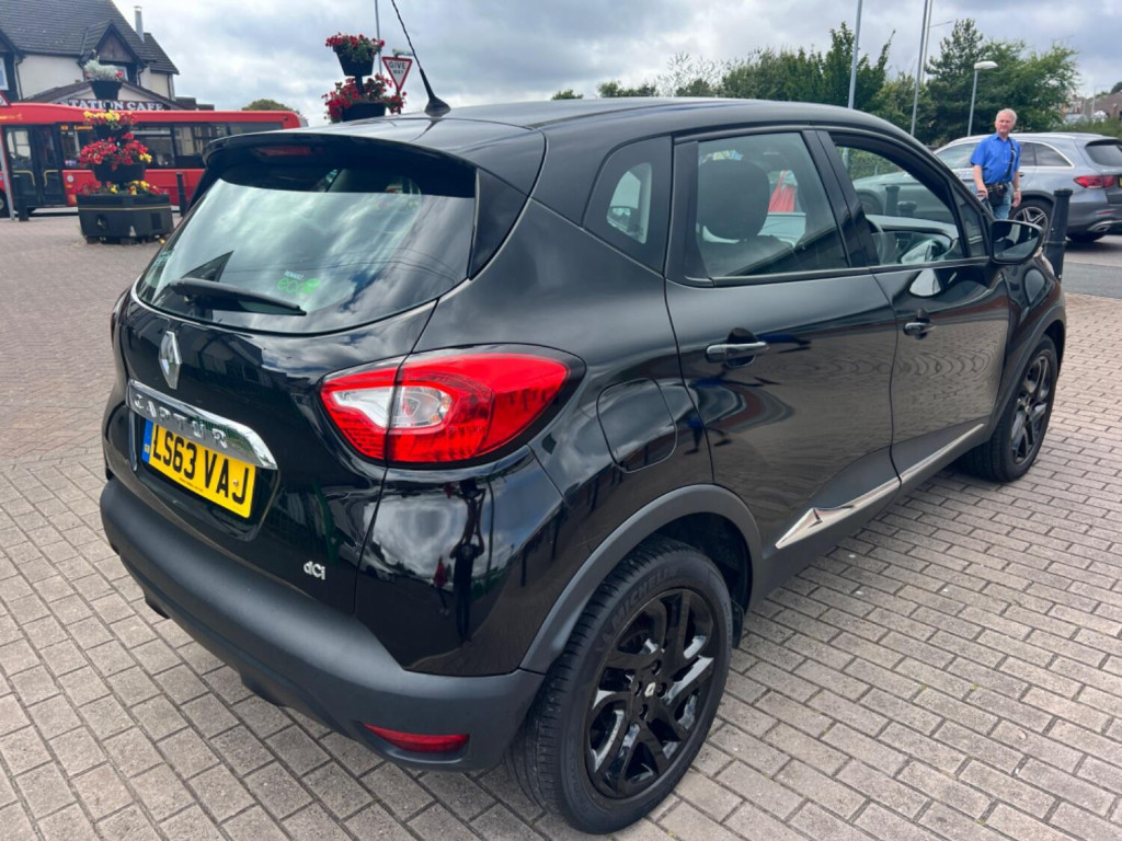 View RENAULT CAPTUR 1.5 dCi ENERGY Dynamique MediaNav