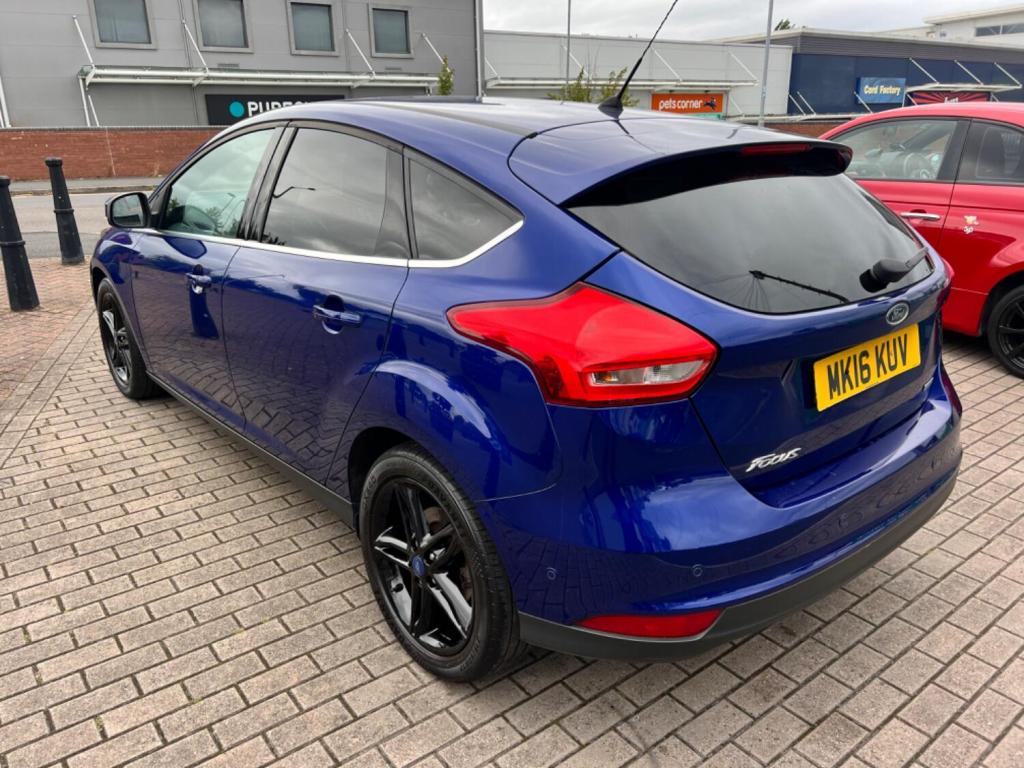 View FORD FOCUS 1.5 T EcoBoost Titanium