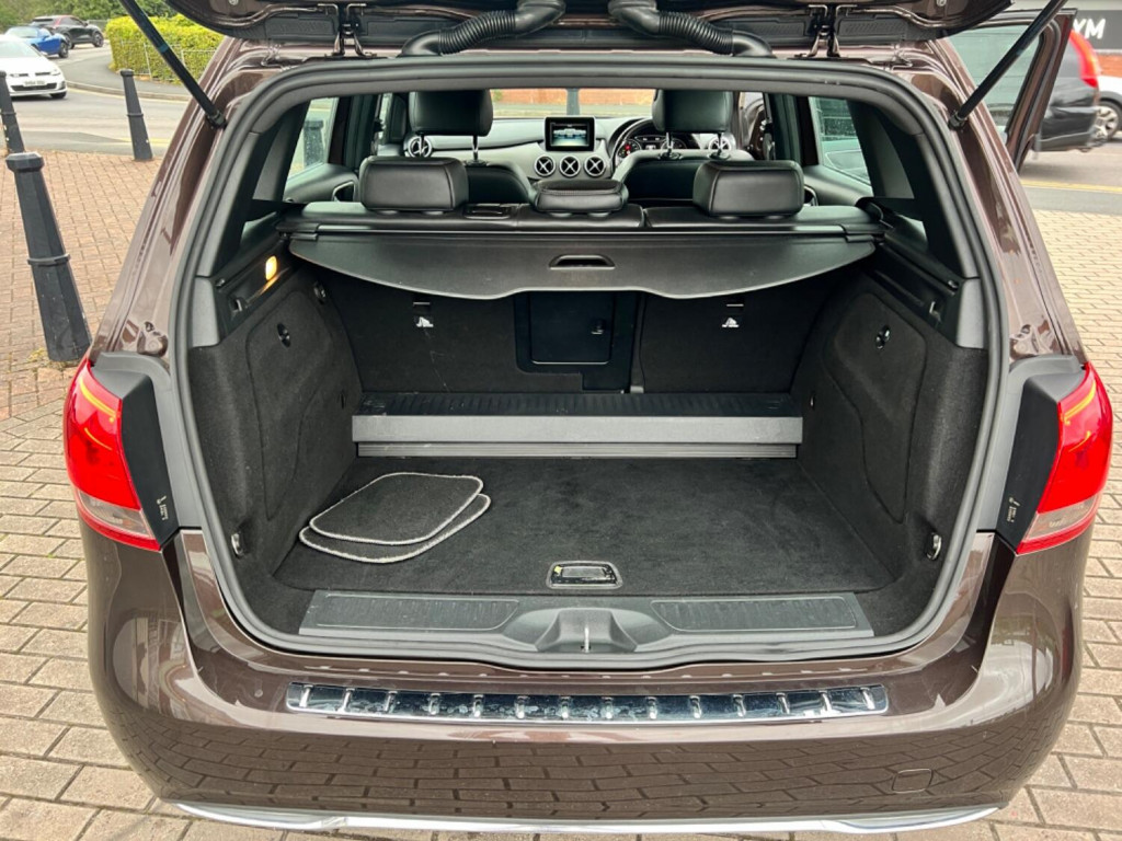 MERCEDES-BENZ B CLASS