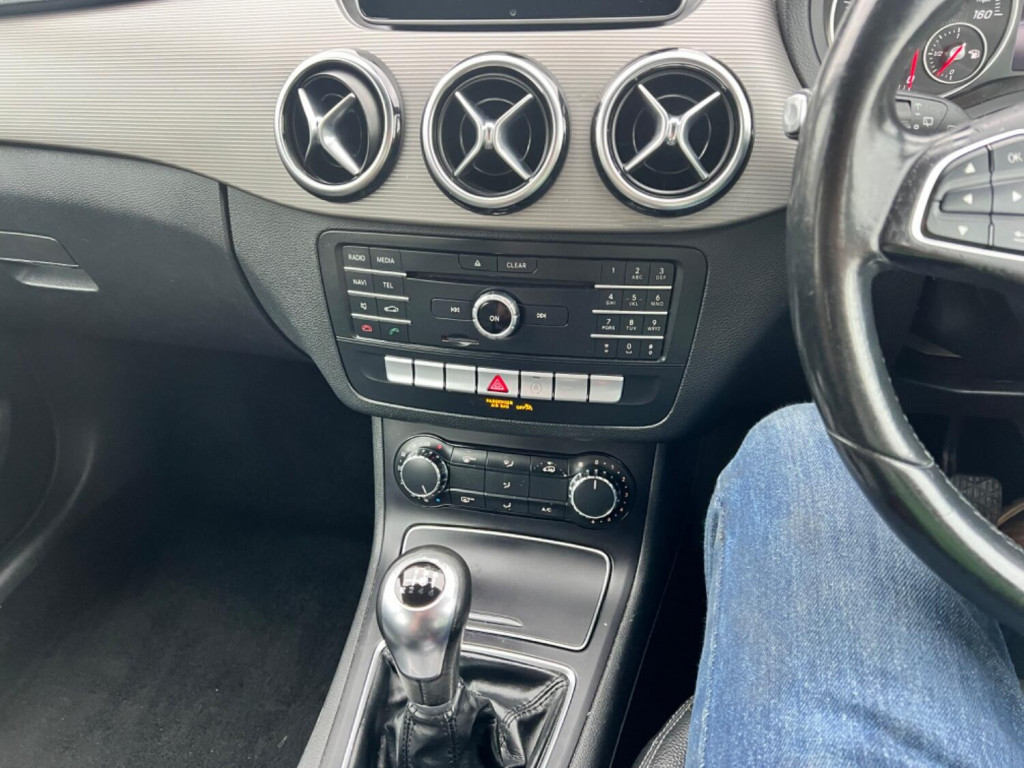 MERCEDES-BENZ B CLASS