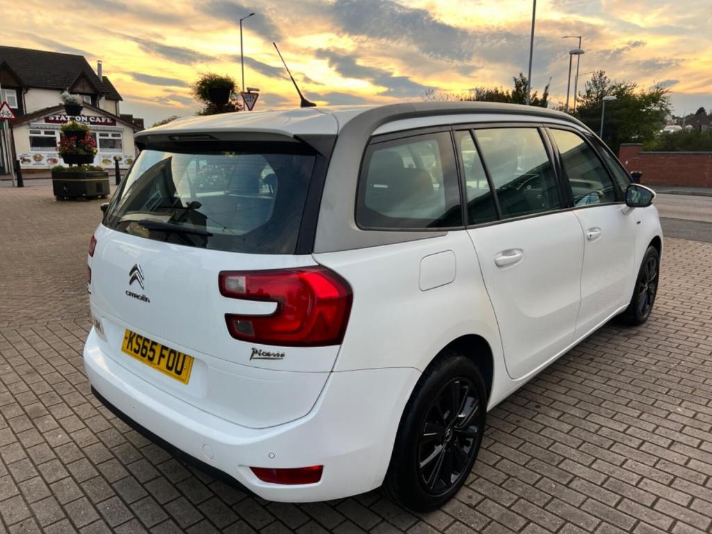 View CITROEN C4 1.6 BlueHDi Exclusive