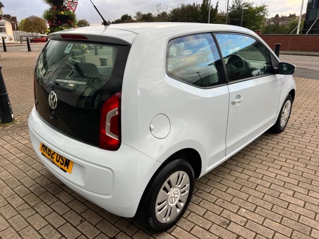 VOLKSWAGEN UP