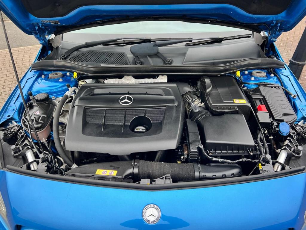 MERCEDES-BENZ A CLASS