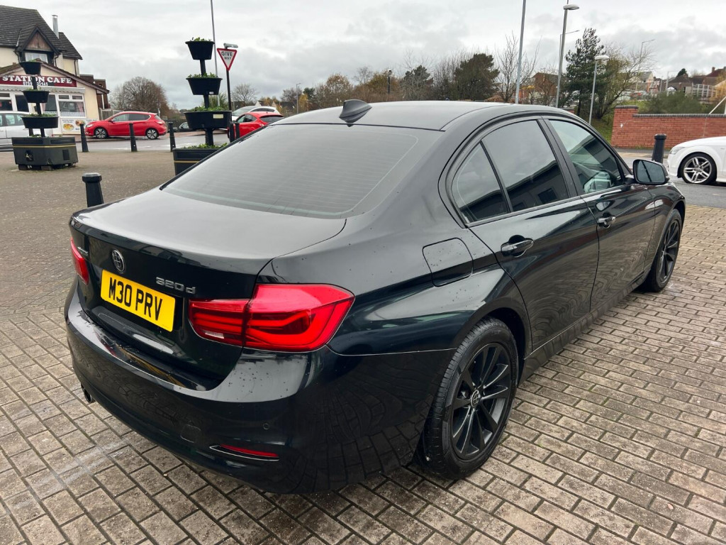 View BMW 3 SERIES 2.0 320d xDrive SE Saloon