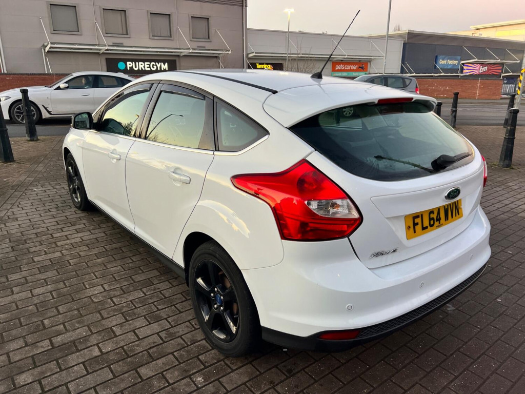 View FORD FOCUS 1.6 TDCi ECOnetic Zetec Navigator