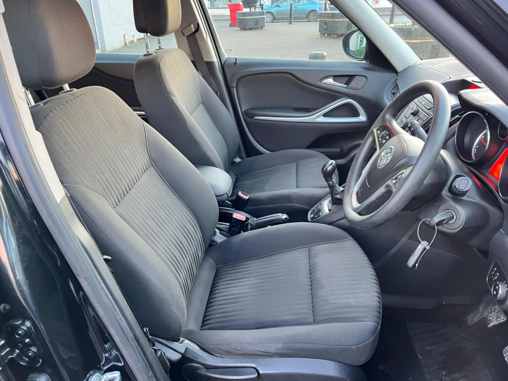 VAUXHALL ZAFIRA TOURER
