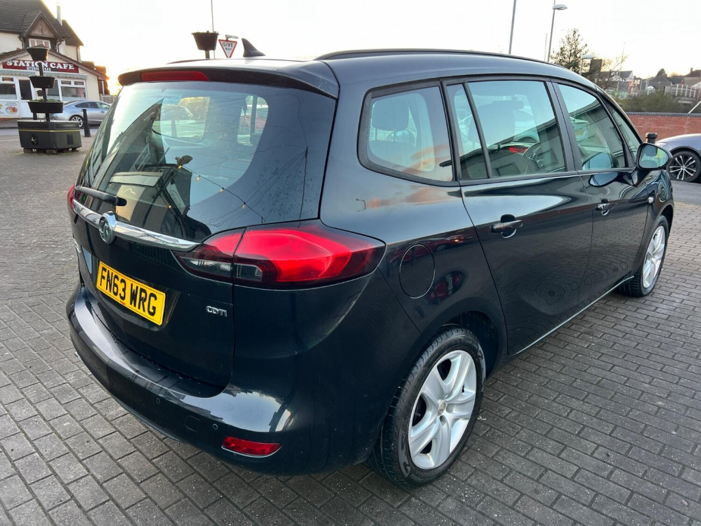 View VAUXHALL ZAFIRA TOURER 2.0 CDTi Exclusiv