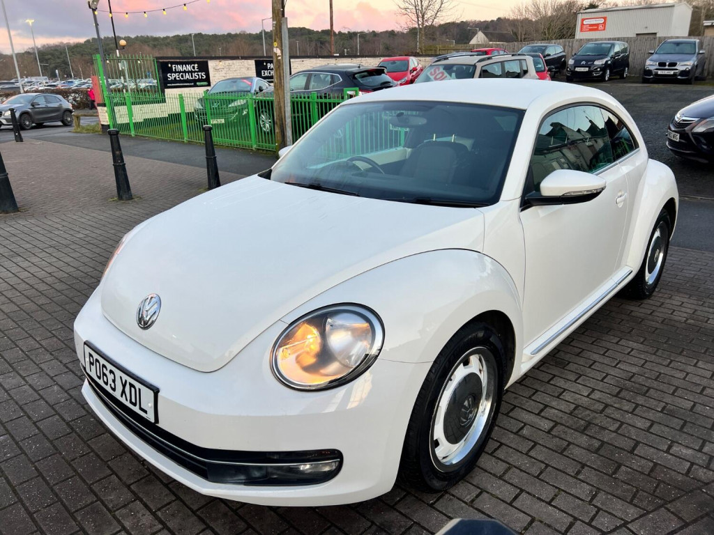 View VOLKSWAGEN BEETLE 1.4 TSI Design