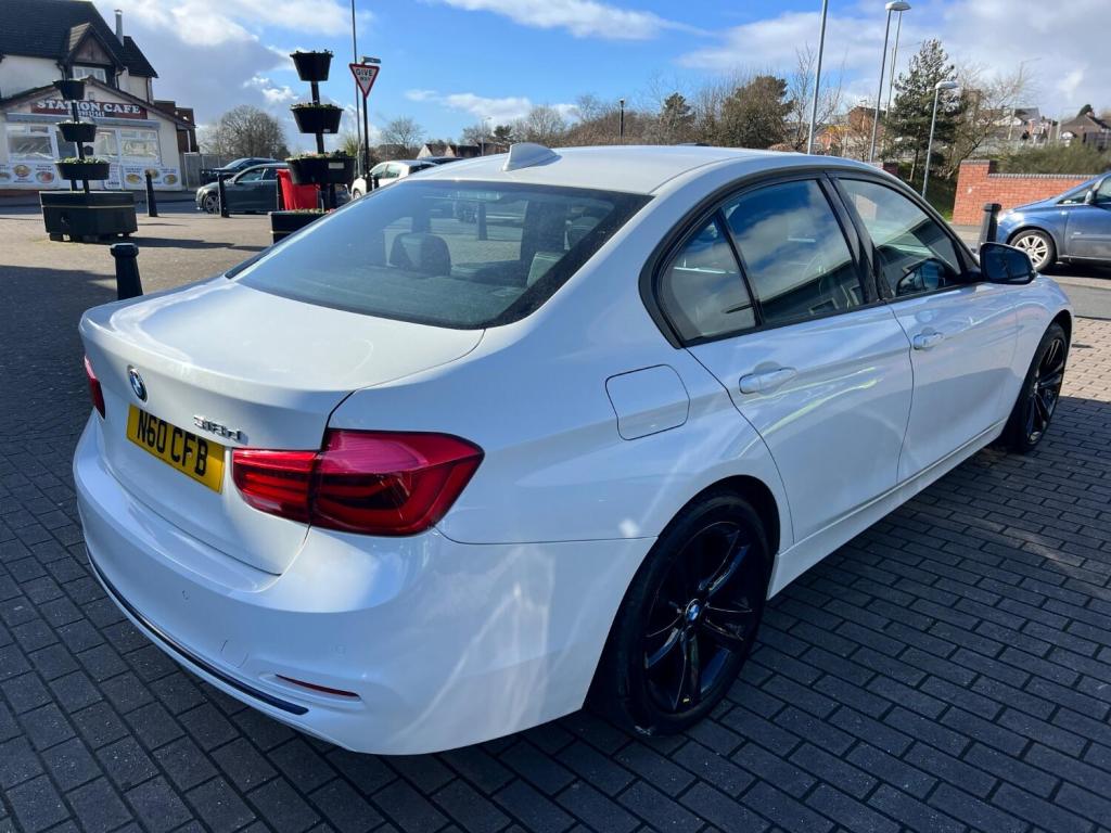 View BMW 3 SERIES 2.0 318d Sport Saloon