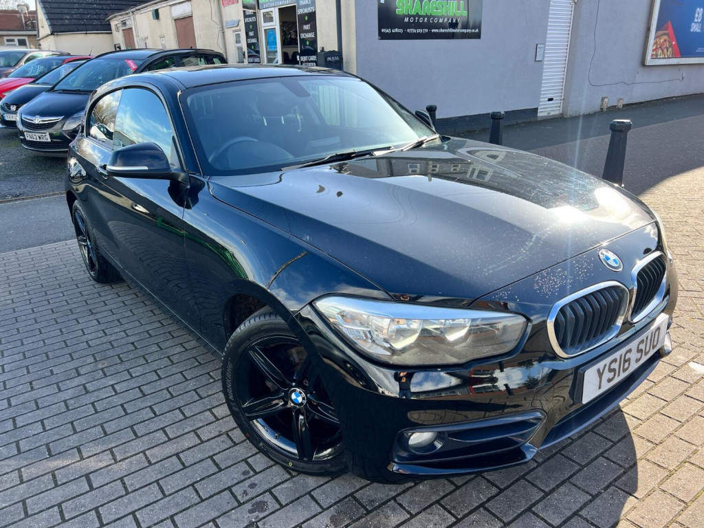 View BMW 1 SERIES 1.5 118i Sport 3-Door