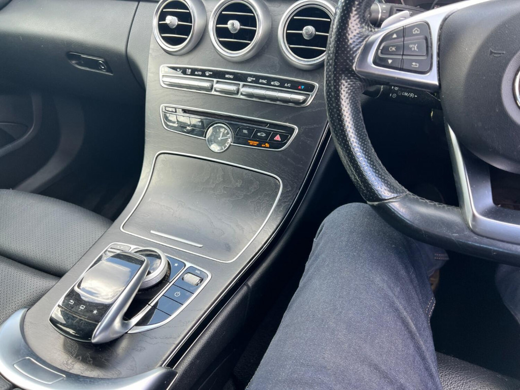 MERCEDES-BENZ C CLASS