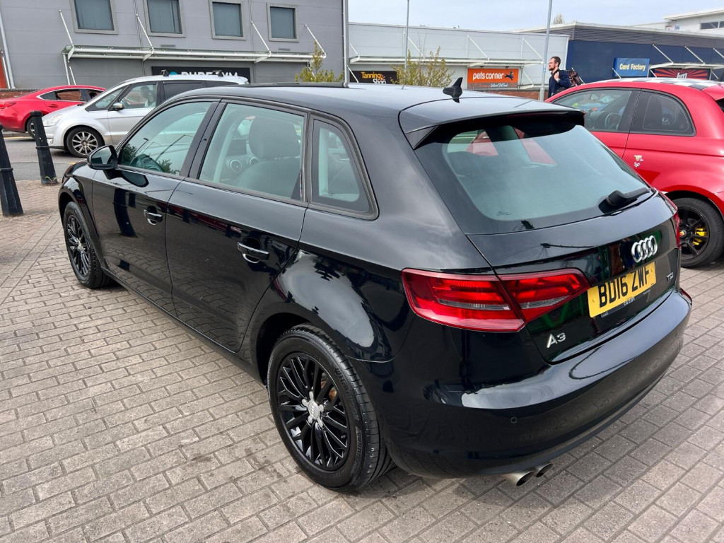 View AUDI A3 2.0 TDI SE Technik