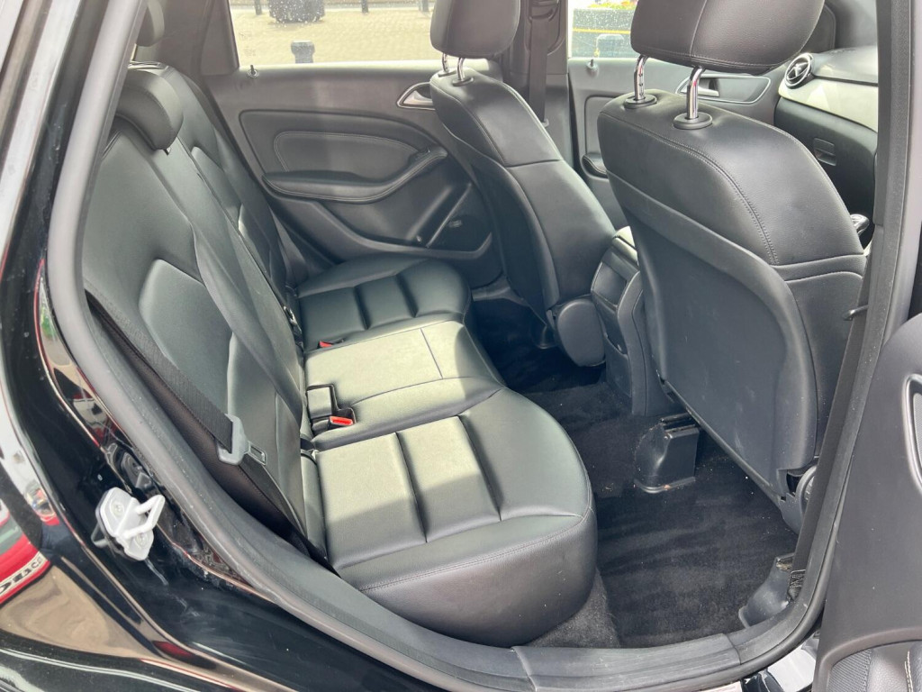 MERCEDES-BENZ B CLASS