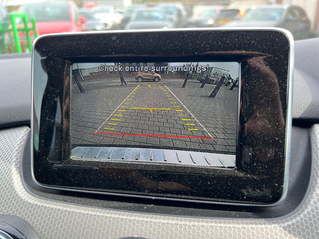 MERCEDES-BENZ B CLASS