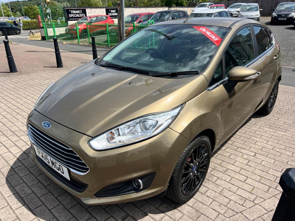 View FORD FIESTA 1.0 T EcoBoost Titanium