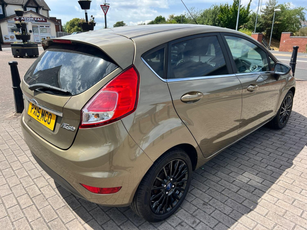 FORD FIESTA