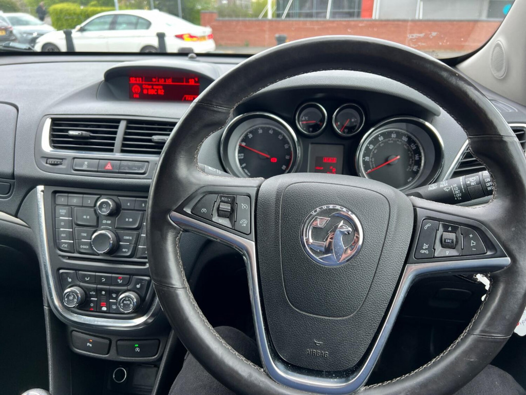 VAUXHALL MOKKA
