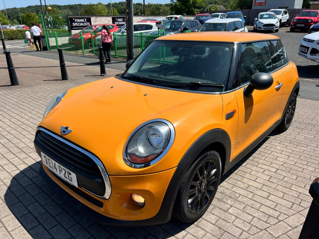 View MINI HATCH 1.5 One D 3-Door Hatch