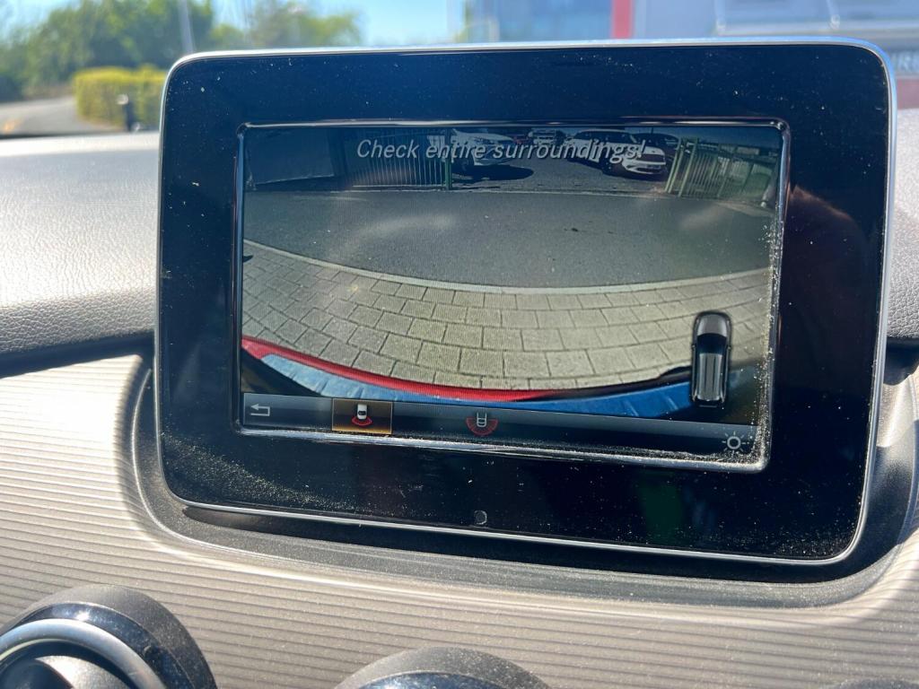 MERCEDES-BENZ B CLASS