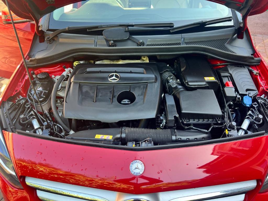 MERCEDES-BENZ B CLASS