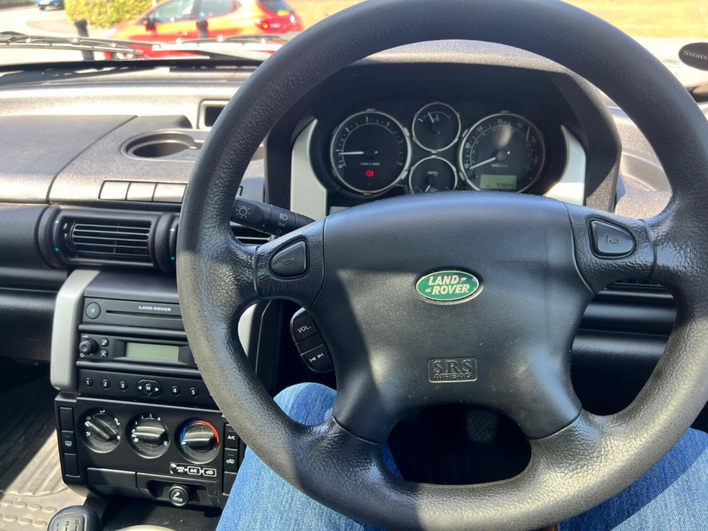 LAND ROVER FREELANDER