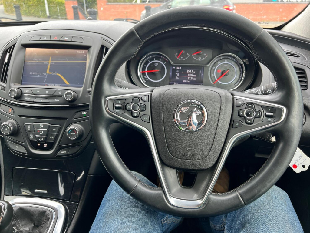 VAUXHALL INSIGNIA