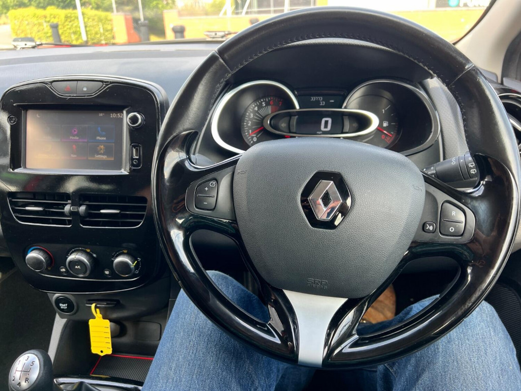 RENAULT CLIO