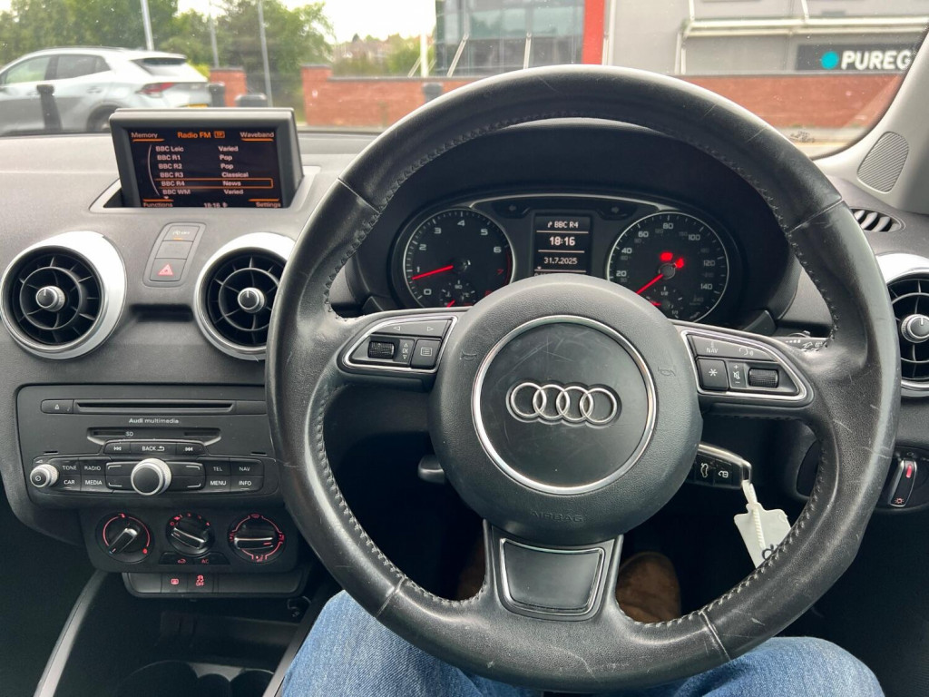 AUDI A1
