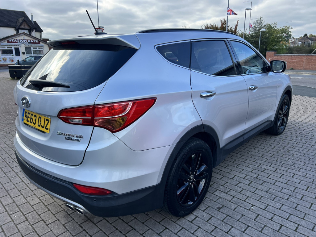 View HYUNDAI SANTA FE 2.2 CRDi Premium SE