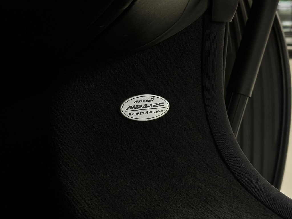 MCLAREN 12C