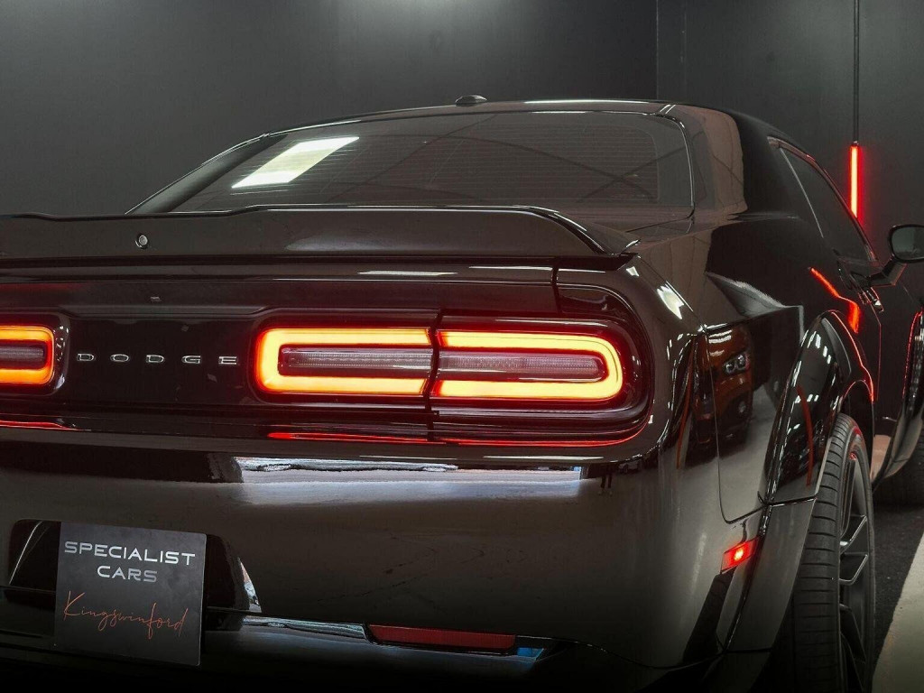 DODGE CHALLENGER