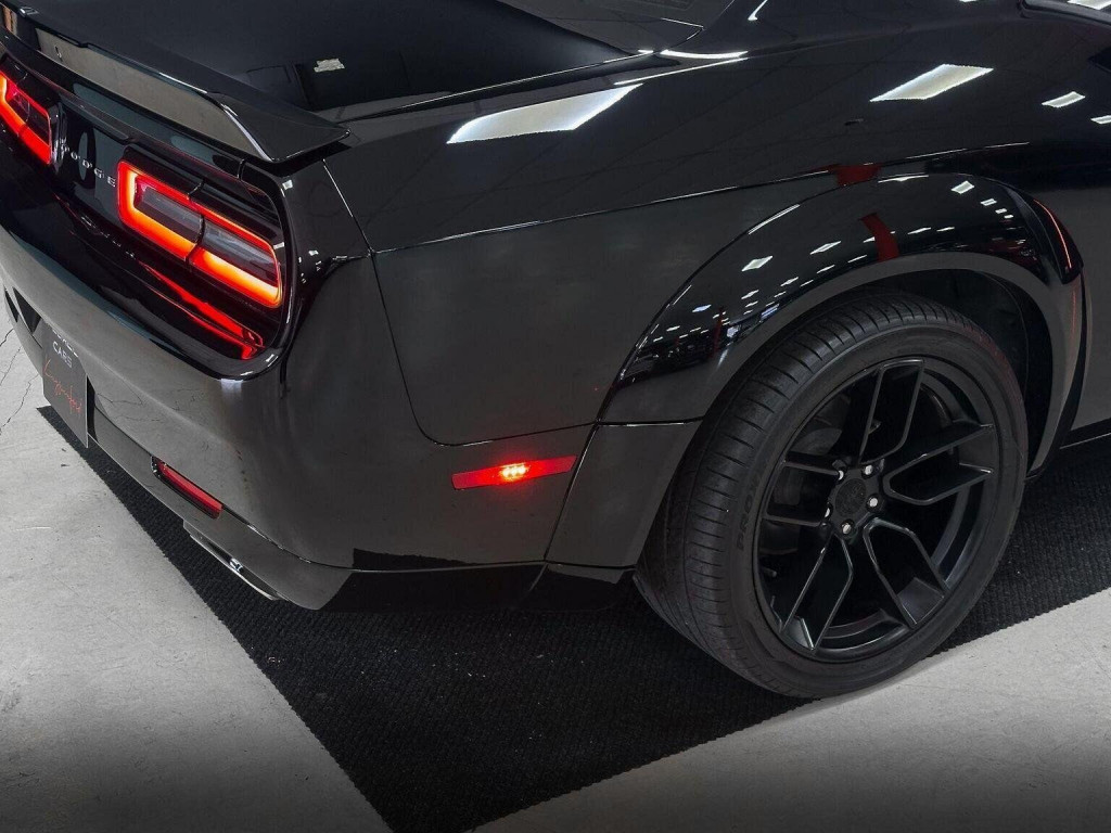 DODGE CHALLENGER