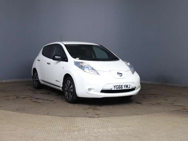 NISSAN LEAF 30kWh Tekna Auto 5dr (2016/66)