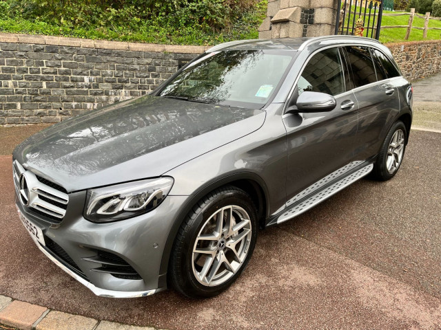 MERCEDES-BENZ GLC