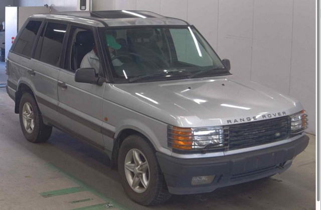 LAND ROVER RANGE ROVER Ref 8535 - RESERVATION DEPOSIT PAID - Range Rover P38 4.6 HSE Automatic – Air Con (RHD - Fresh Jap (2000)
