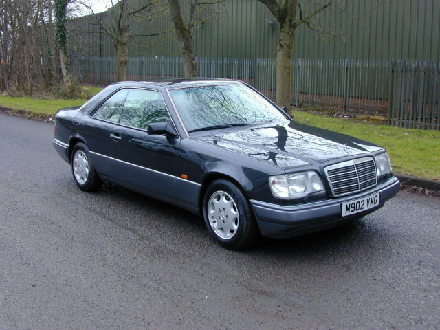 MERCEDES-BENZ 320 Ref 8662 - £ SALE AGREED - SIMILAR WANTED - Mercedes Benz W124 320ce Sportline Coupe Automatic –  (1995)