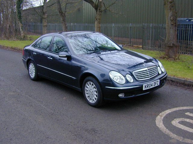MERCEDES-BENZ E CLASS Ref 8664 - SALE AGREED - Mercedes Benz W211 E Class E320 Cdi Elegance Diesel Saloon Auto (RHD - UK C (2004)
