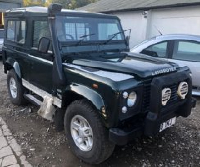 LAND ROVER DEFENDER 90 Ref 8677 - Land Rover Defender 90 TD5 County Spec - Special specification (RHD) (2002)